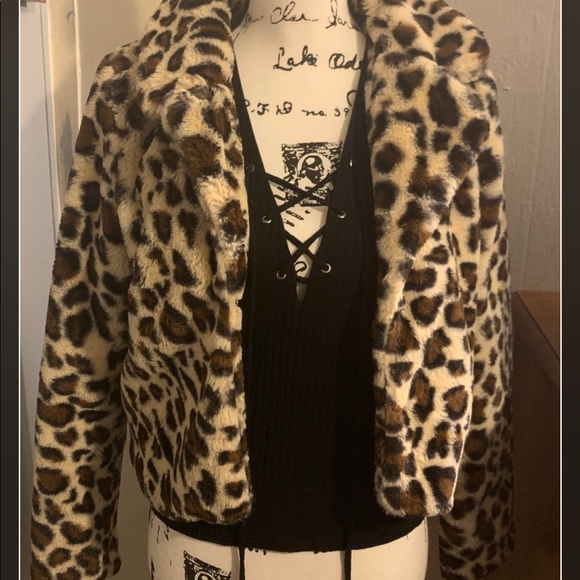 Forever 21 Jackets & Blazers - Forever 21 cheetah jacket